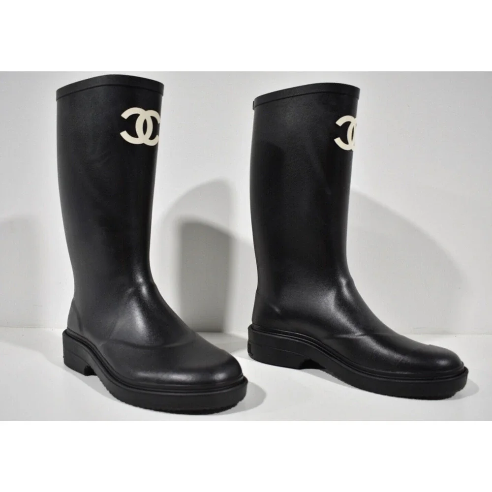 Chanel REV Black White Caoutchouc CC Logo High Pull On Rubber Rain Boots 39 - Picture 4 of 12